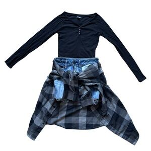 3pc y2k  Outfit AE Cutoff Shorts + Yago Flannel + Wild Fable Henley sz Sm/6